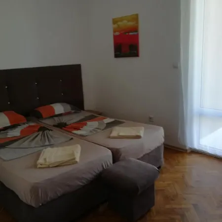 Affittacamere Stenli 2*