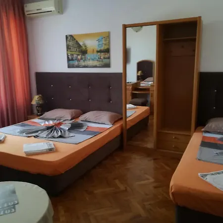 Πανσιόν Stenli